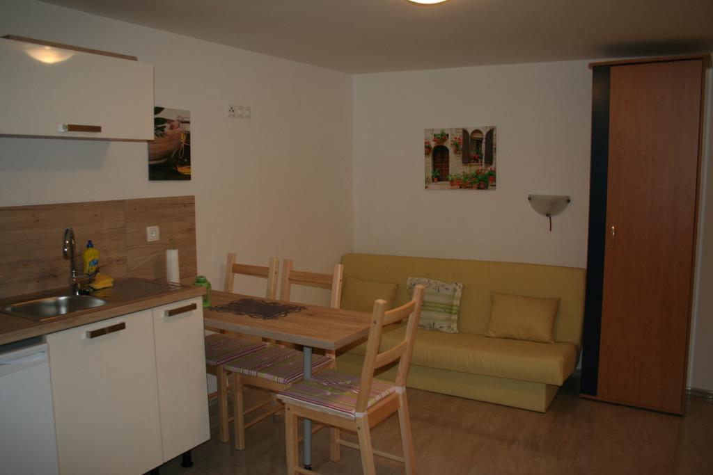 Guesthouse Villa Juric Цриквеница Экстерьер фото