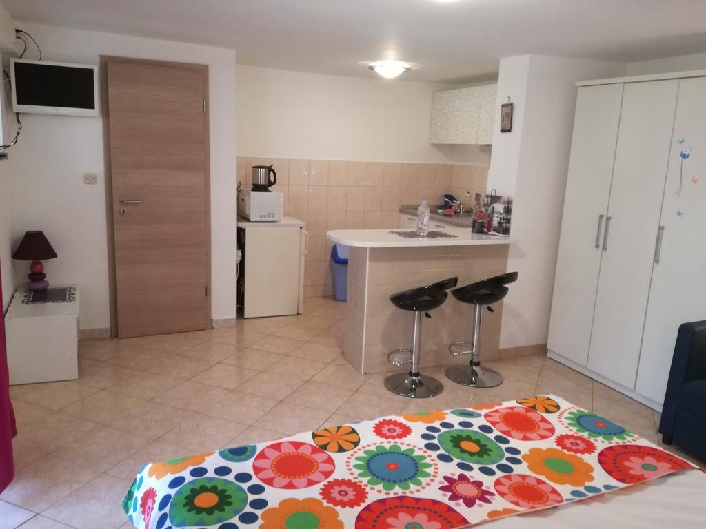 Guesthouse Villa Juric Цриквеница Экстерьер фото